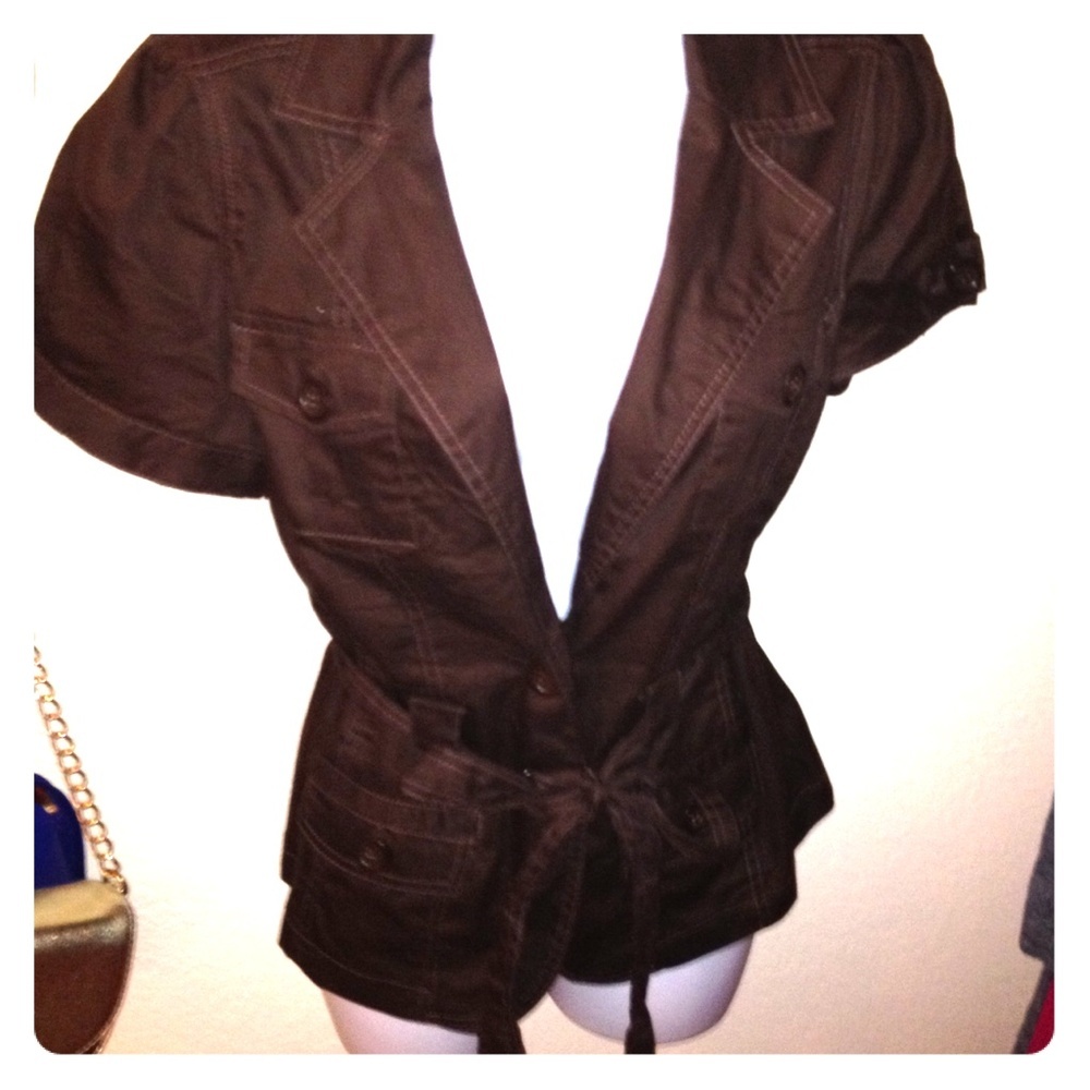 NWOT Chocolate brown blazer short sleeves